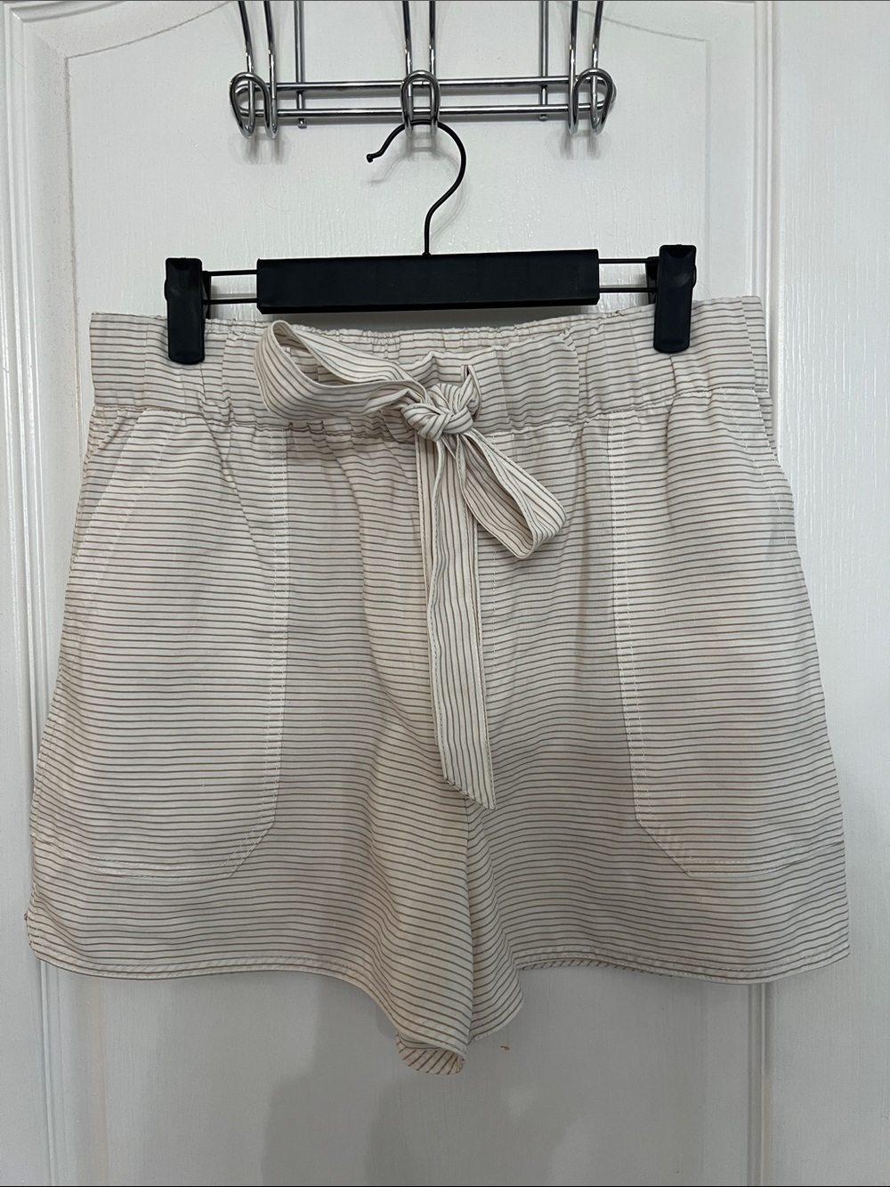 NWOT Club Monaco linen blend shorts